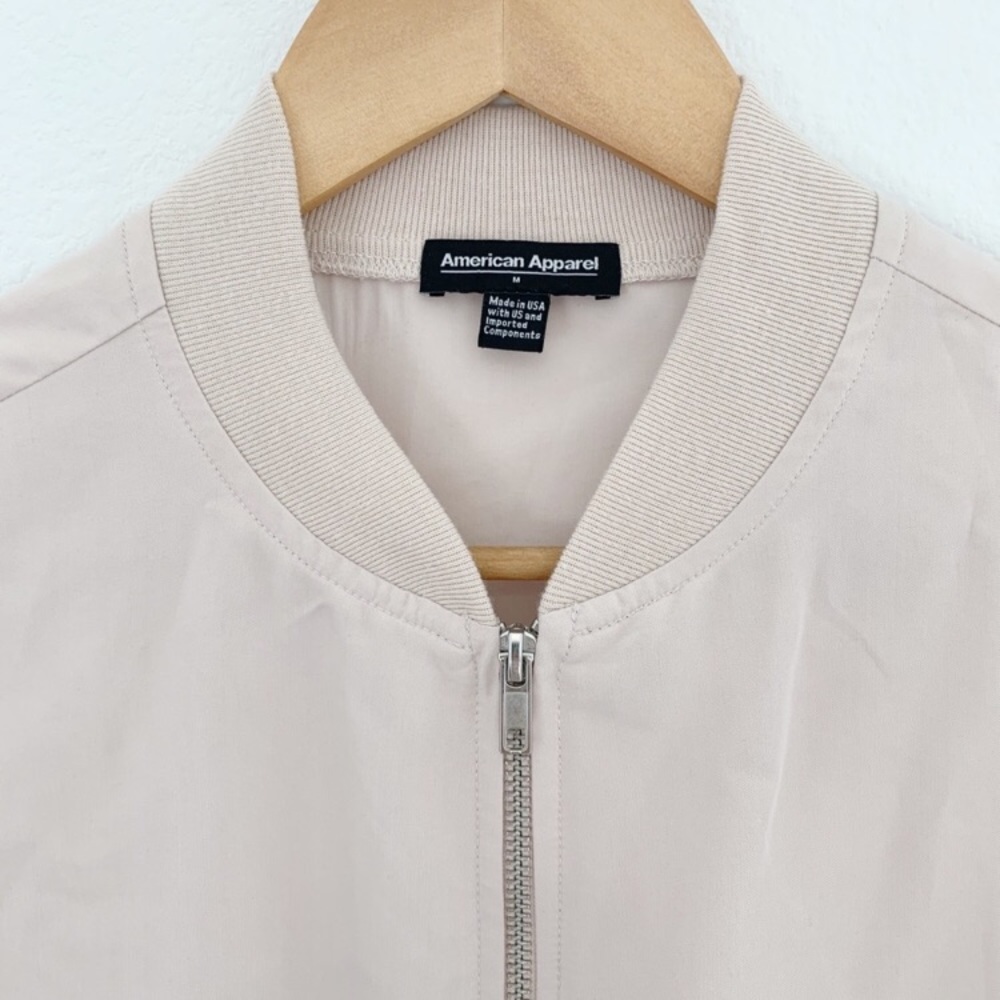 Soft zip up bomber jacket cream / beige NWT - Picture 7 of 7